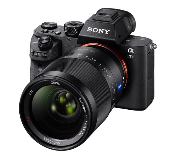 A Sony lança uma câmera sem espelho A7S II com baixa luz com gravação interna 4K e estabilização de imagem de 5 eixos
